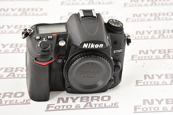 Nikon D7000