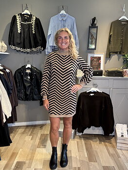 Only Julia Highneck Dress Toasted Coconut