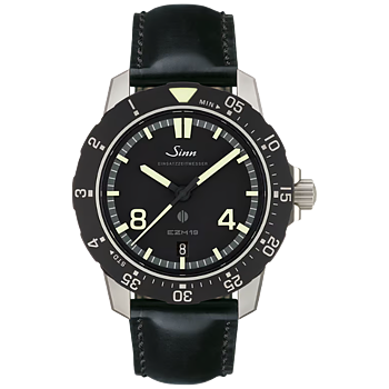 Sinn 119.010 EZM 19 svart kalvskinn med svarta sömmar