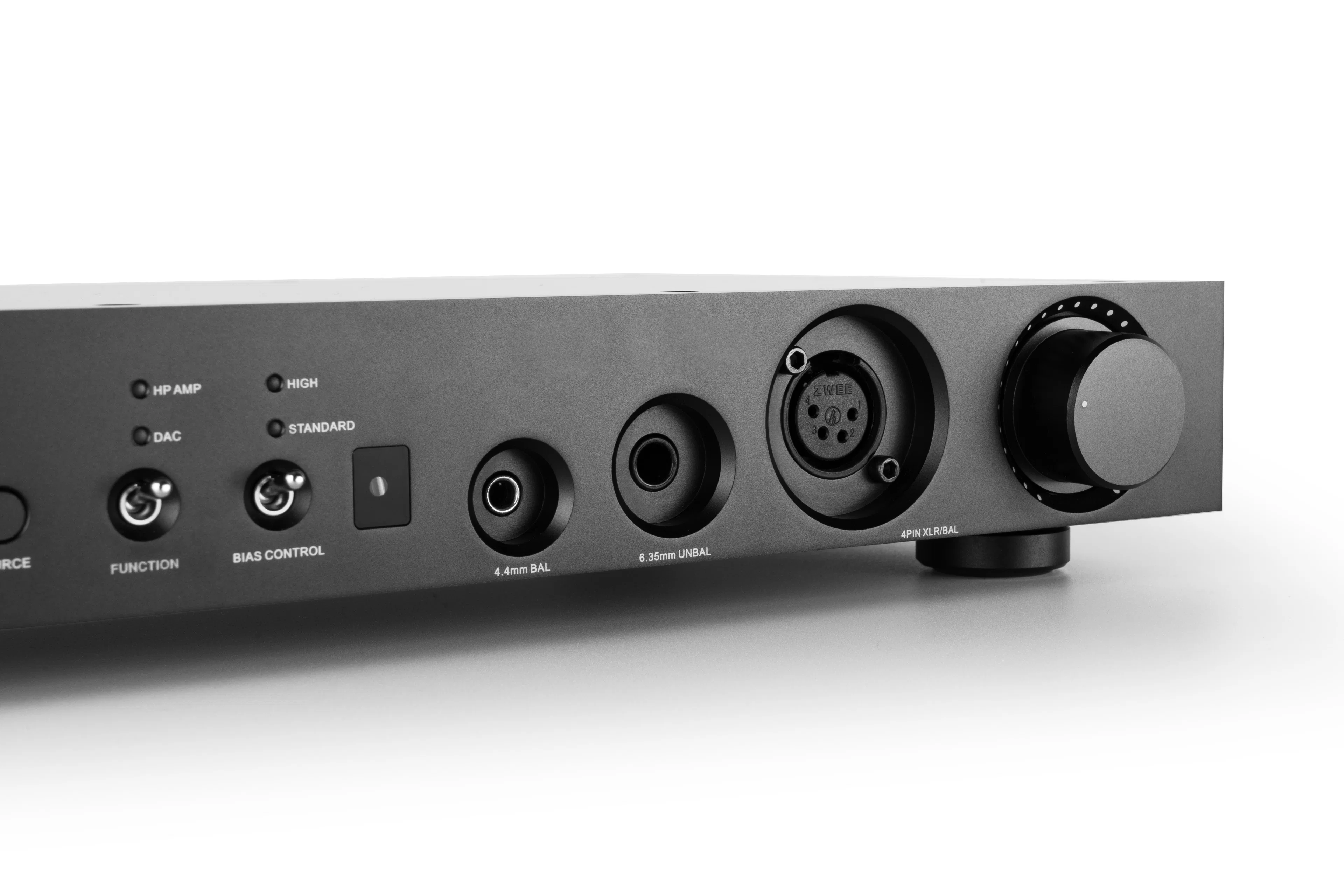 Questyle CMA18 Master Dac Amp - 5