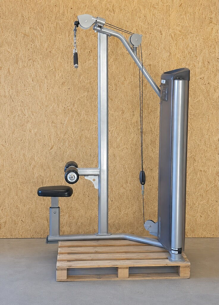 Precor Vitality Series Pulldown
