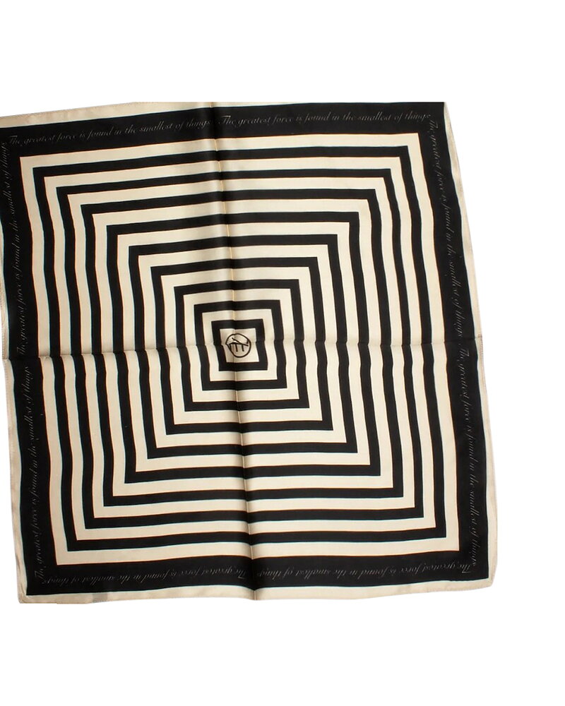 Sidenscarf The Greatest Force svart/beige