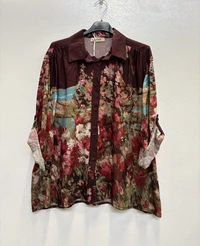 Svart skjortblus med blommönster