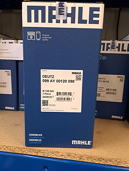 Cylinder liner kit