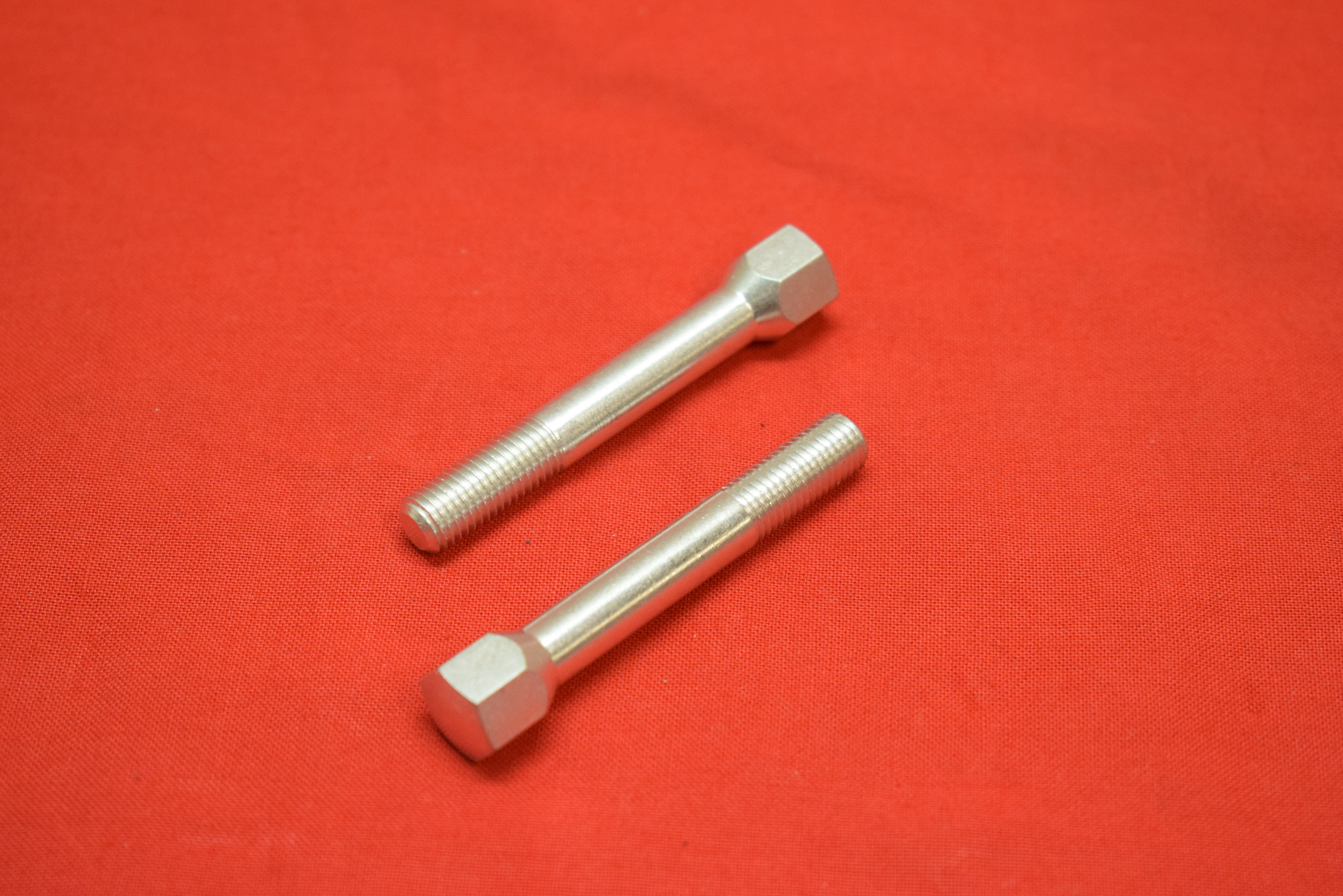 Generator mounting bolts Harley 45" 1958-73 - 2