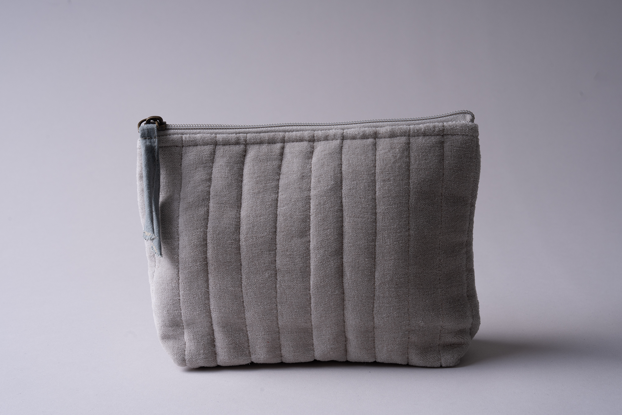 Velvet Necessär  Medium LightBlue-Grey