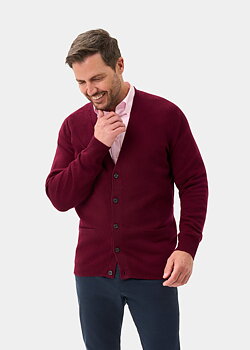 Cardigan 100 % mjuk lammull vinröd från Alan Paine
