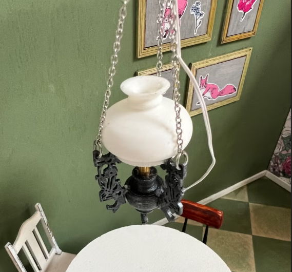 Lampa - byggsats i plywood och resin-från Nukkekoti Väinölä