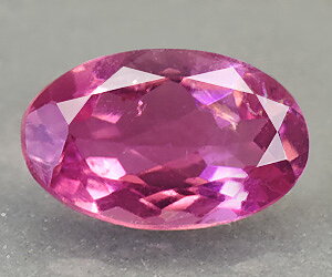 Fantastiskt vacker oval naturlig rosa turmalin ädelsten