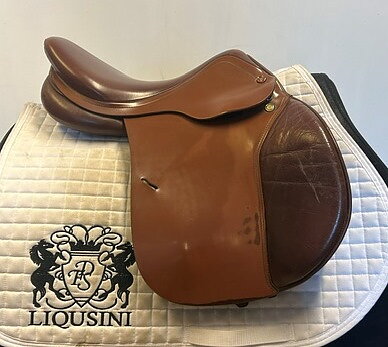 Hoppsadel Prestige Golden Star 16"