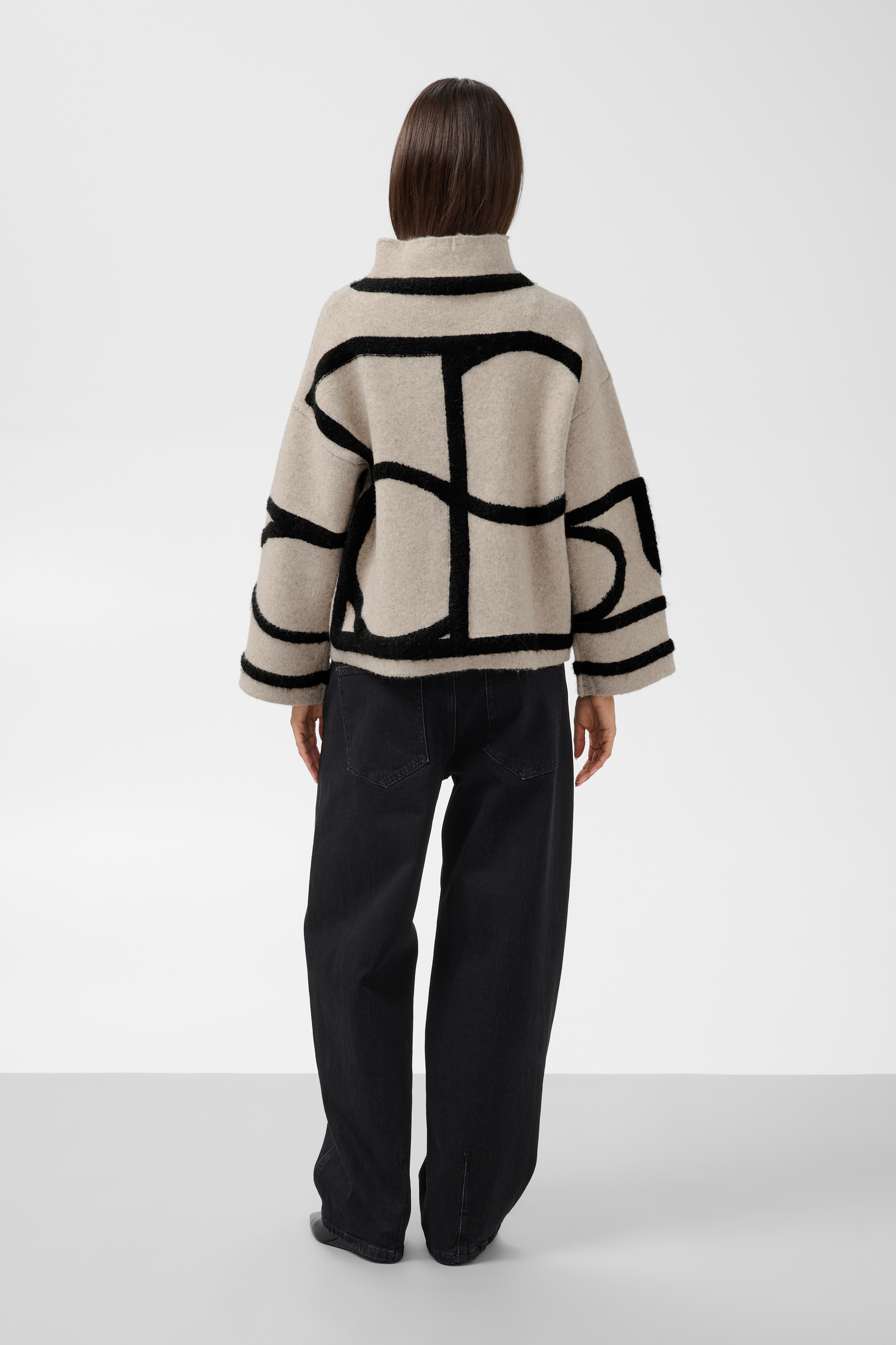 SLSorea Mono Pullover Beige w Black monogram - 5