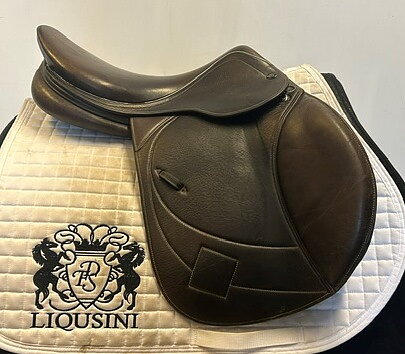 Hoppsadel John Whitaker 17"
