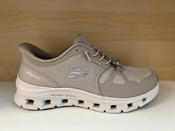 Skechers Fritidssko. Glide-step med Memory Foam och Air-Cooled innersula, Waterproof. Slip-Ins.  Resårskosnören.