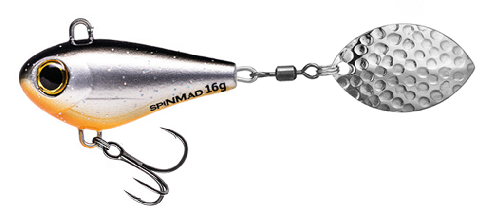SpinMad Jigmaster 16 g är ett kompakt och effektivt spinnertail med tydlig gång och bra vibrationer i vattnet. Perfekt för aktivt fiske efter abborre, gädda och asp.