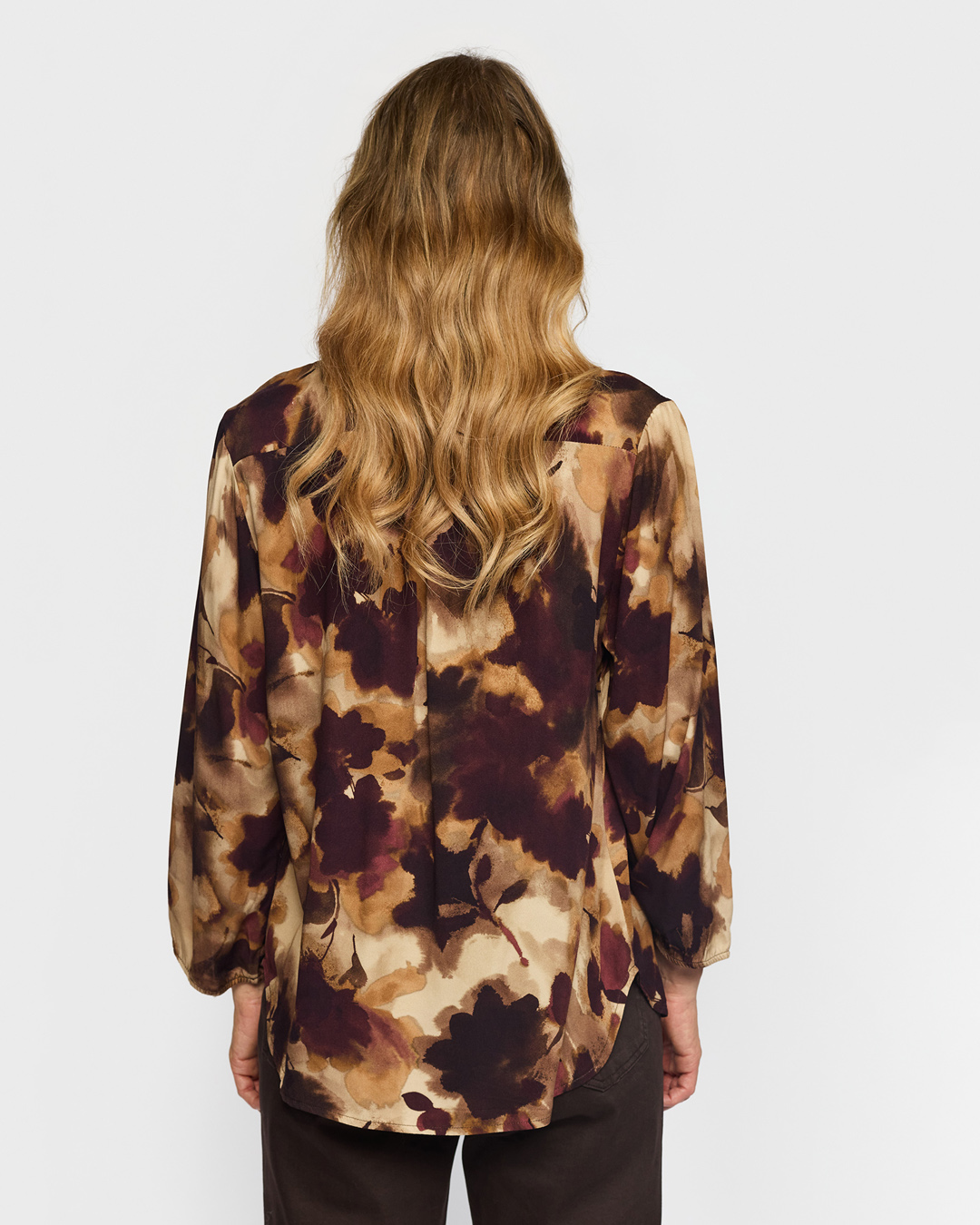 Blus Elsa v-ringad vinröd/beige mönstrad - 2