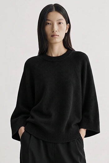 Movesgood - Jonna Top Dark Black