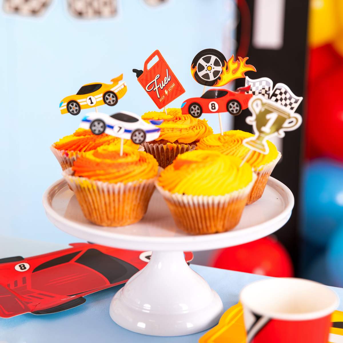 Cupcake toppers med racingmotiv till racingkalas
