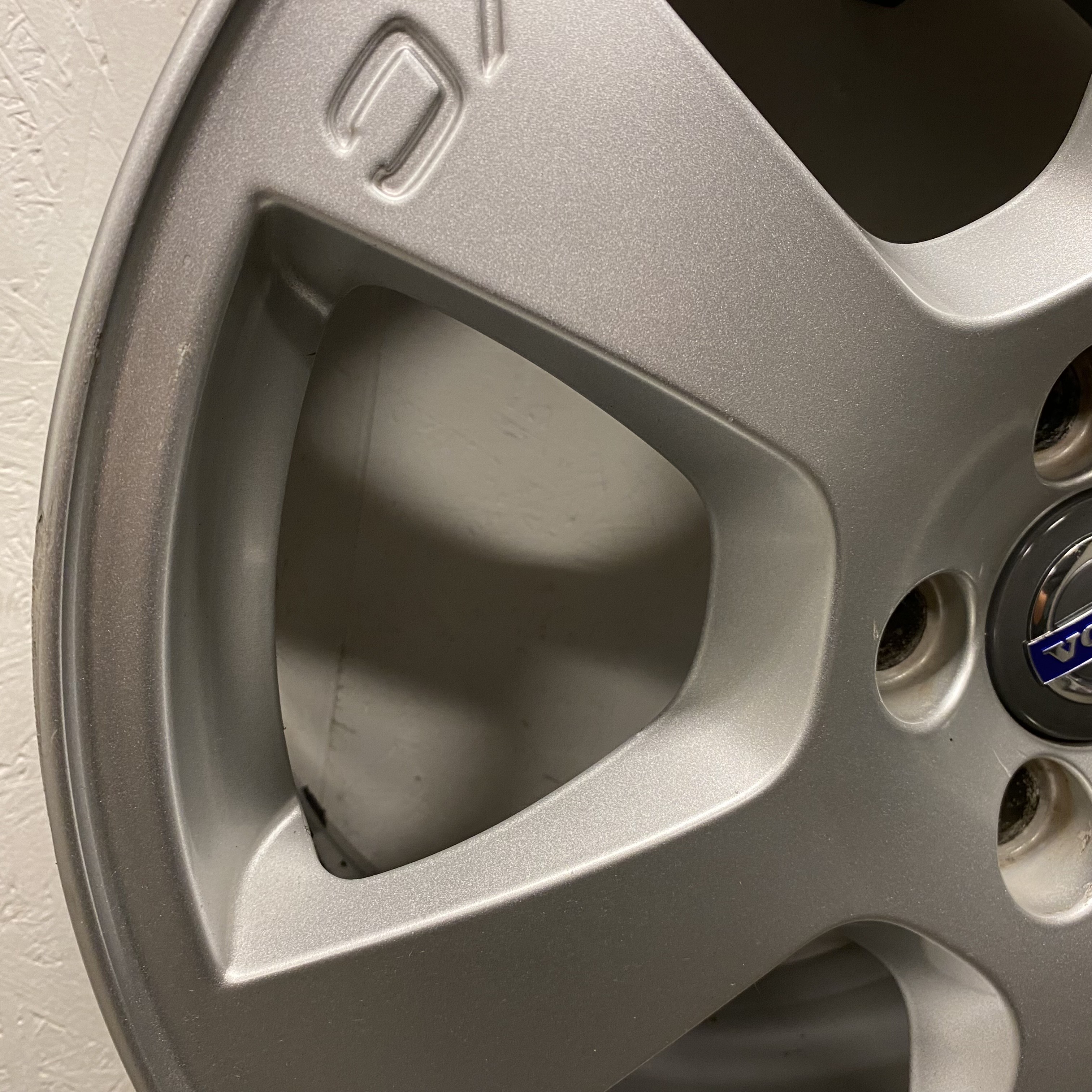 BEGAGNAT | 4 st | 17" VOLVO SEGIN XC60 Alufälgar 30671480 | 5x108 7.5x17 ET55 63.4 - 3