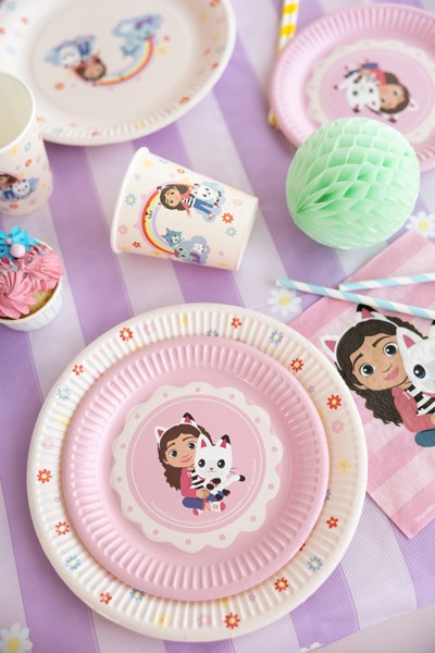 Gabby’s Dollhouse muggar och kalasdukning i pastell