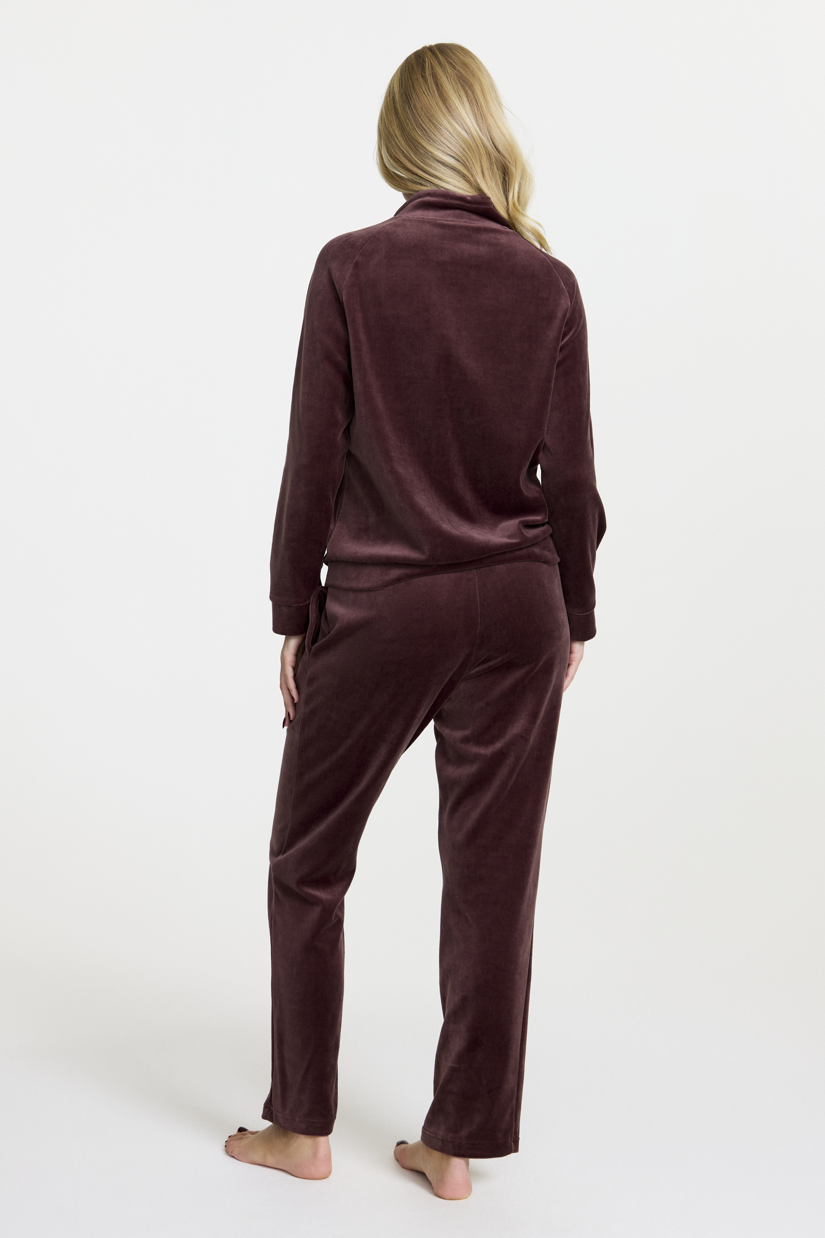 Damella 99200-157 Velour suit Samira Chocolate - 4