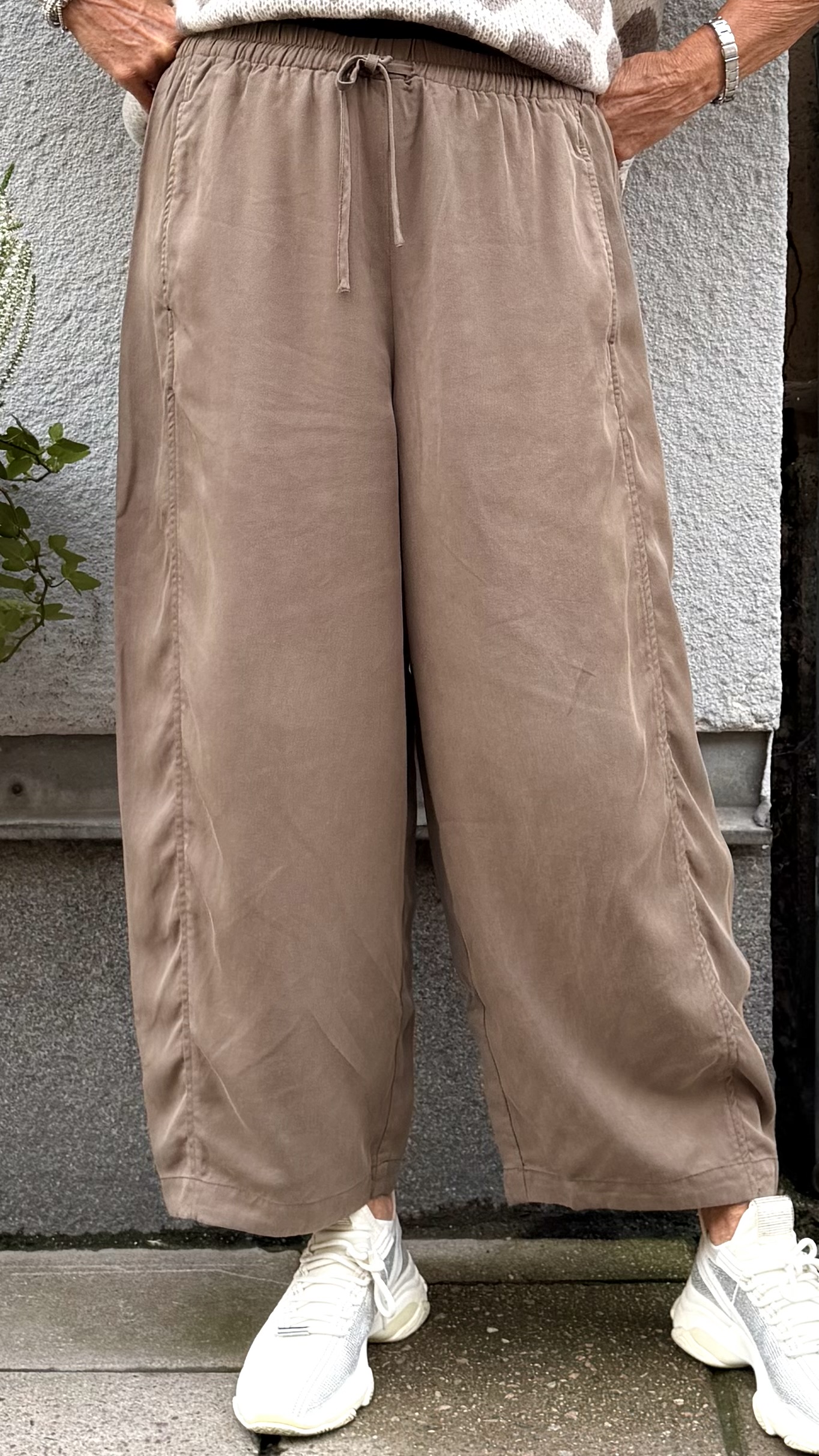 TEN LYOCELL  TROUSERS 