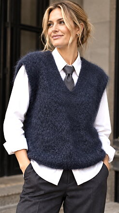 BJOERK knitted v-neck vest - Navy blue