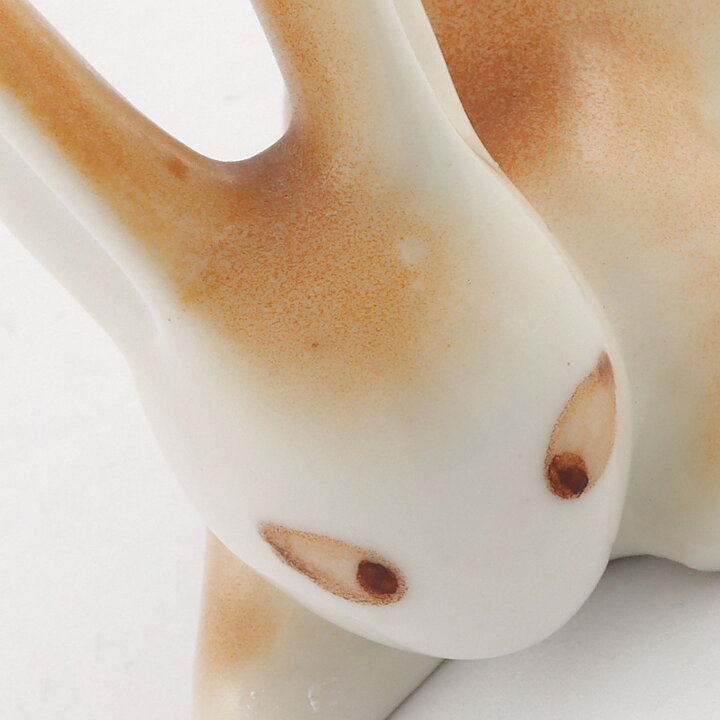 Raili Eerola (Arabia 1960s) Heartwarming Hare 9 cm (2)