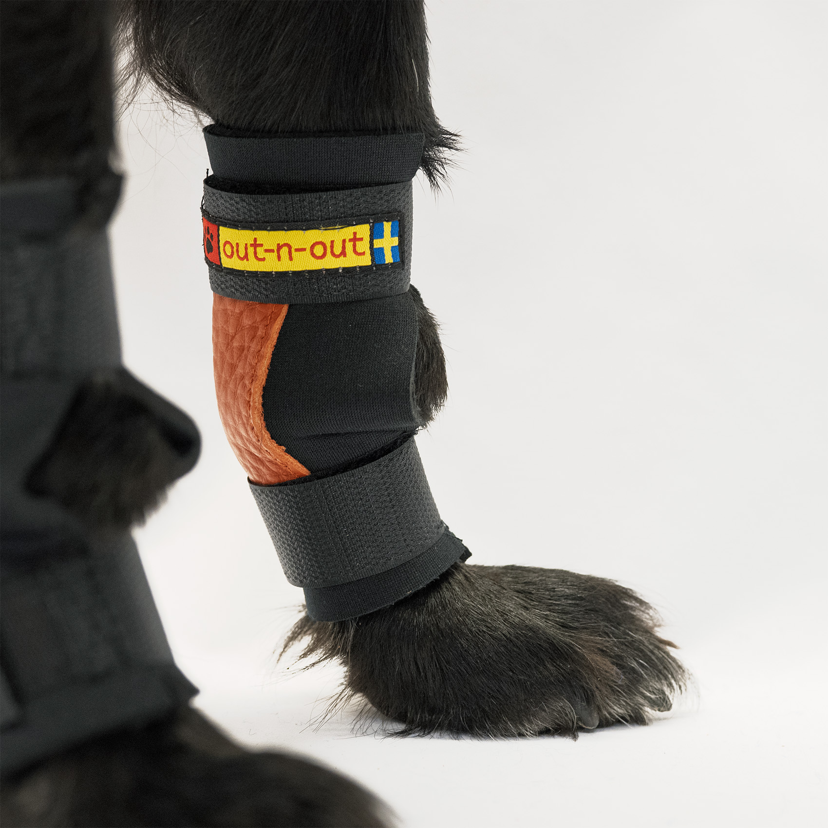 Out-n-out® Carpal Pad Protection PLUS | Yulex® med extra tjockt läder