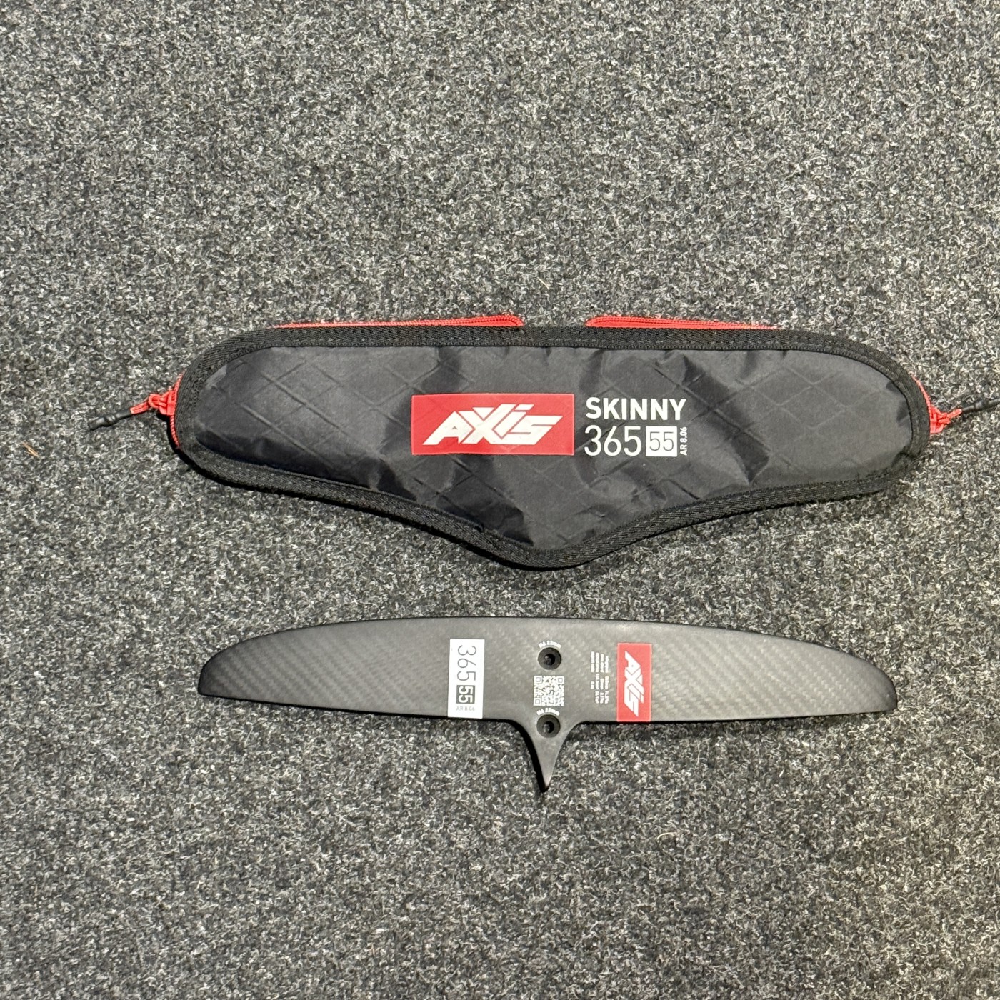 Used foil wing rear Axis Skinny 365/55