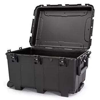 Nanuk 975