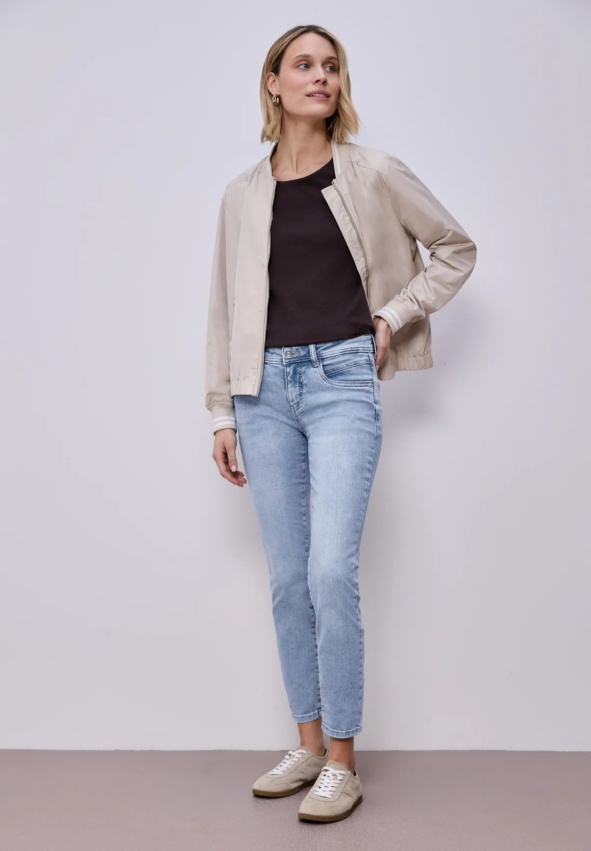 Mid Waist Slim Leg Jeans L28 - Street One