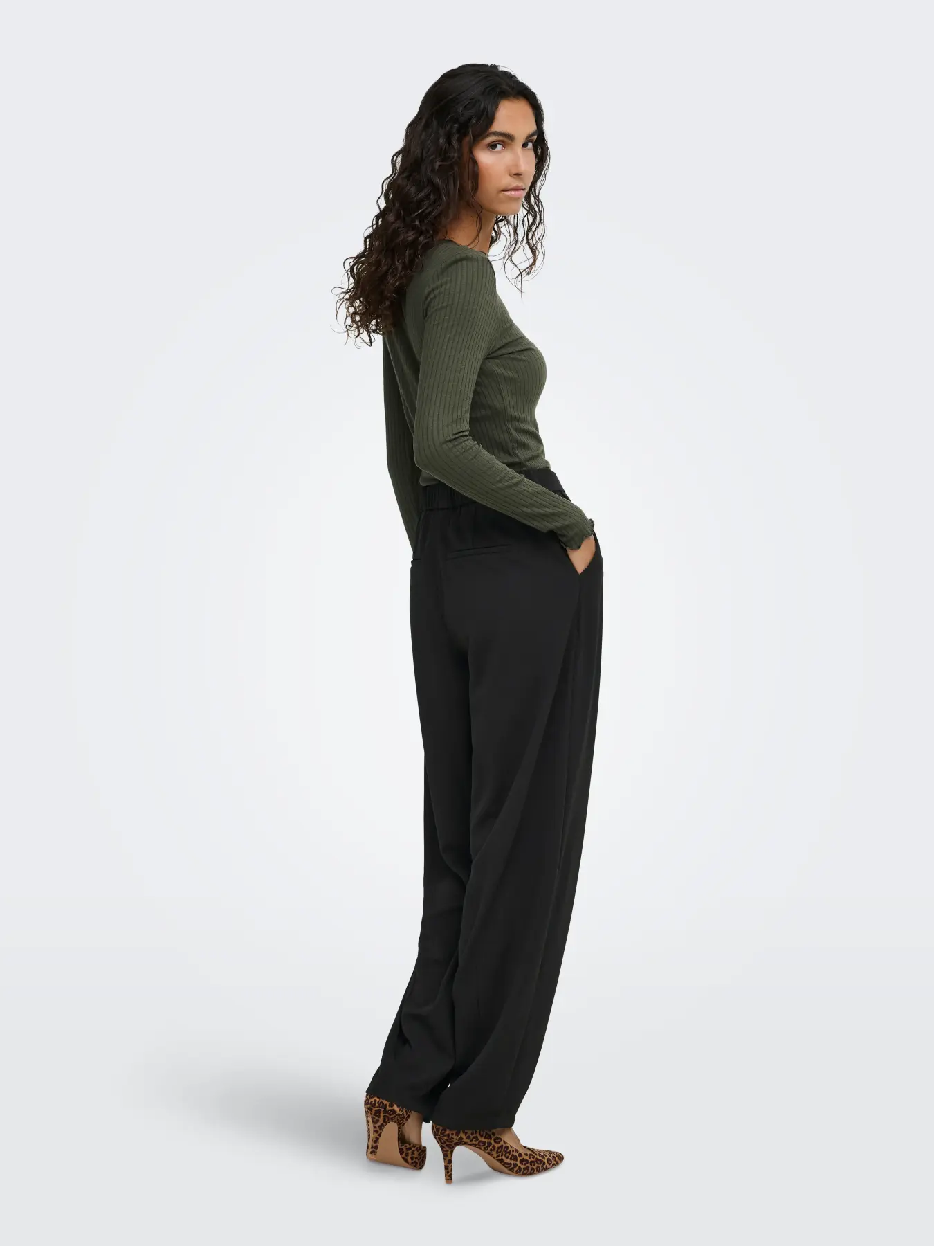 Jacqueline de Yong - Geggo Barrelbyxa Svart - 6