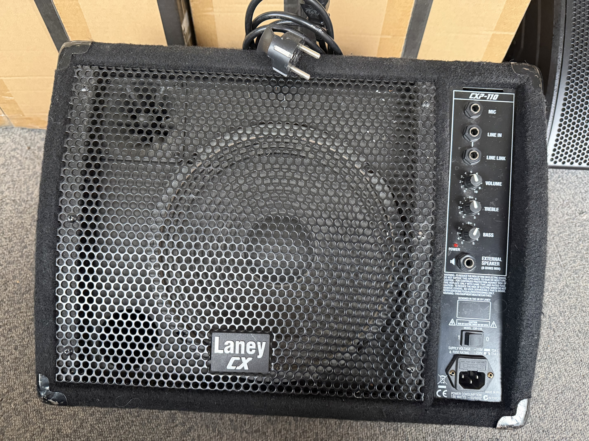 Laney CXP-110 monitor