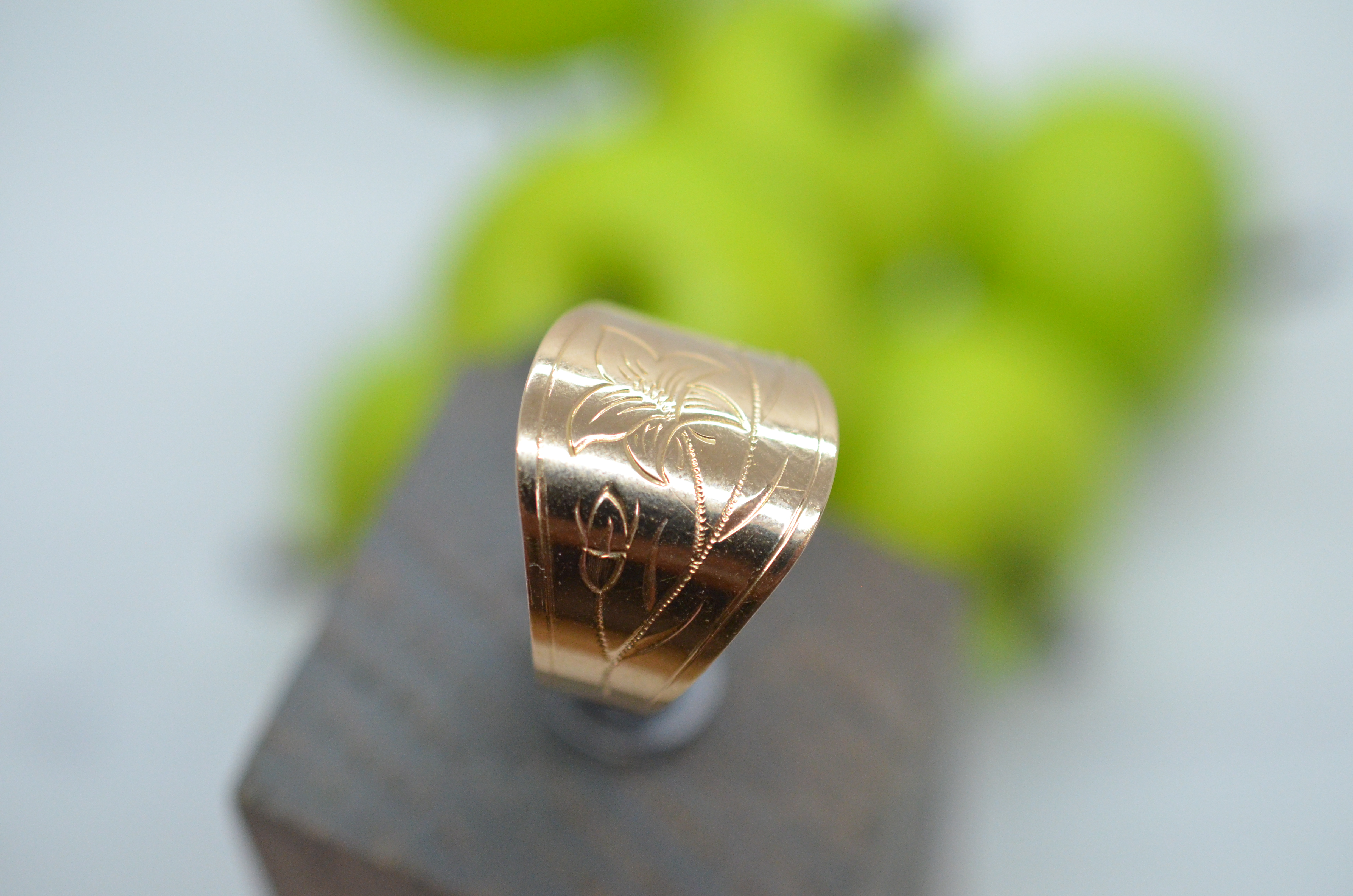 Vintage 18k patterned ring - 2