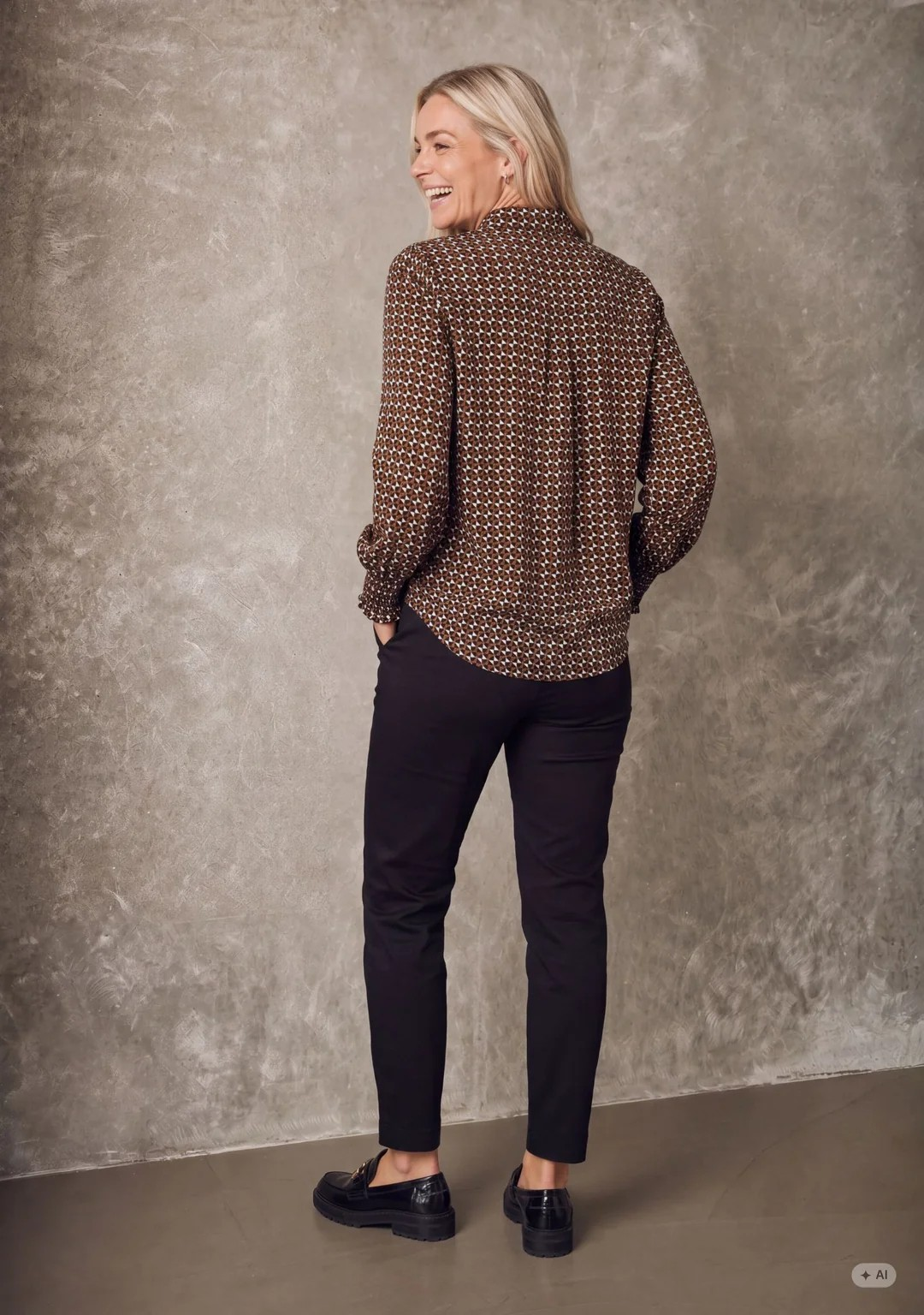 Melba Printed Blouse - Geometric - Isay - 3