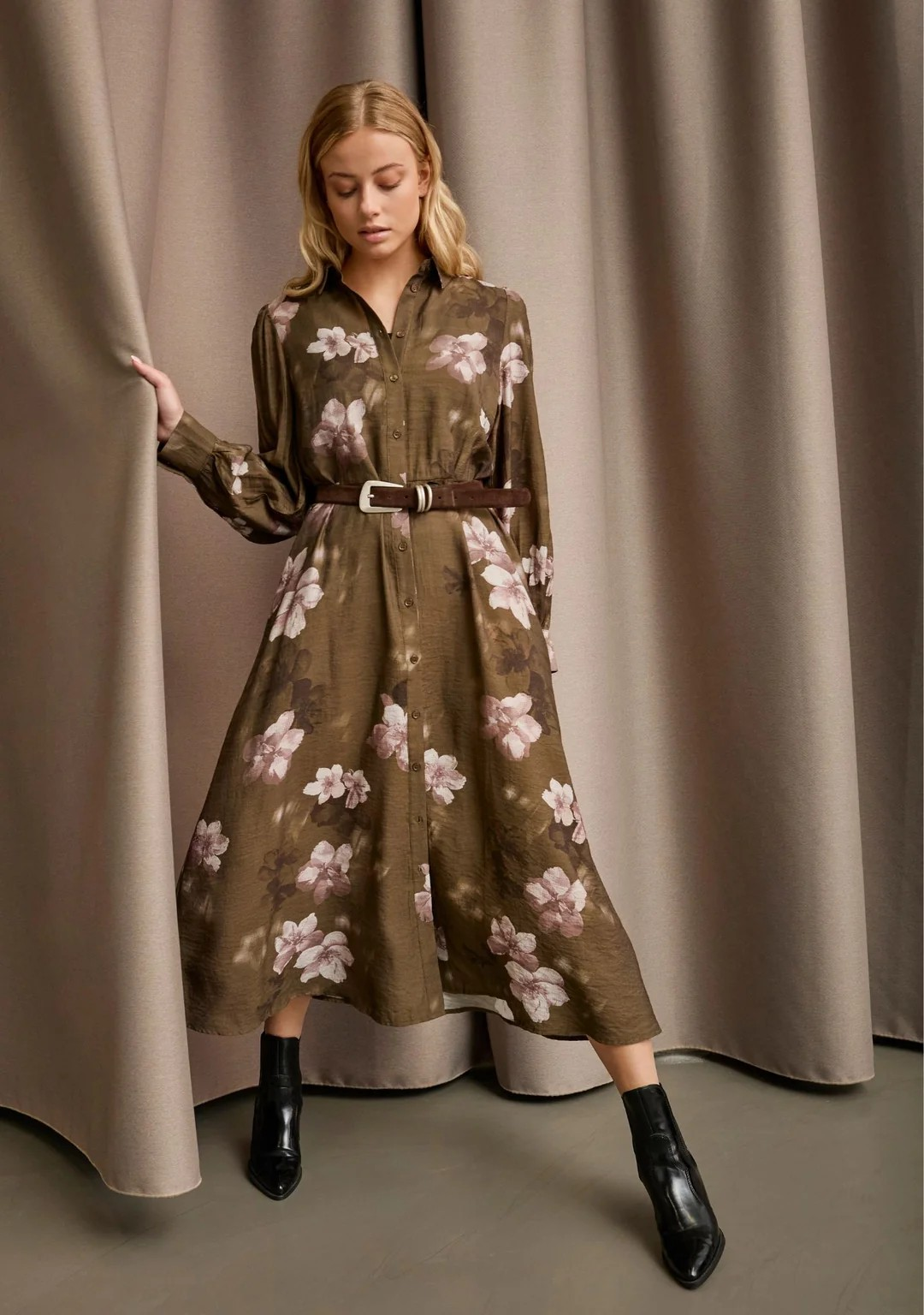 Ane Classic Dress - Khaki Flowerdream - Isay