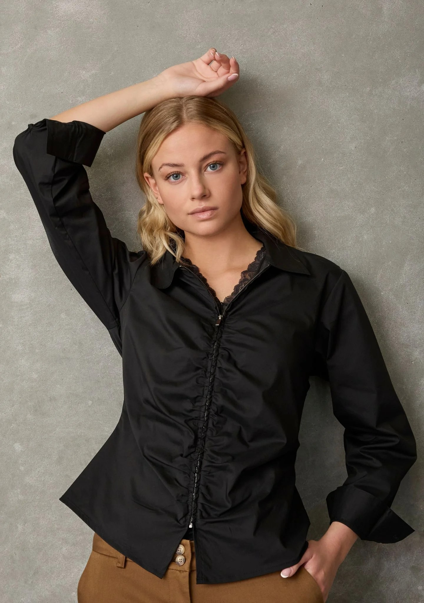 Sigga Zip Shirt - Black - Isay