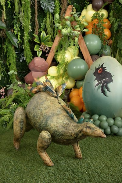 Jurassic World Stegosaurus ballong till dinosauriekalas