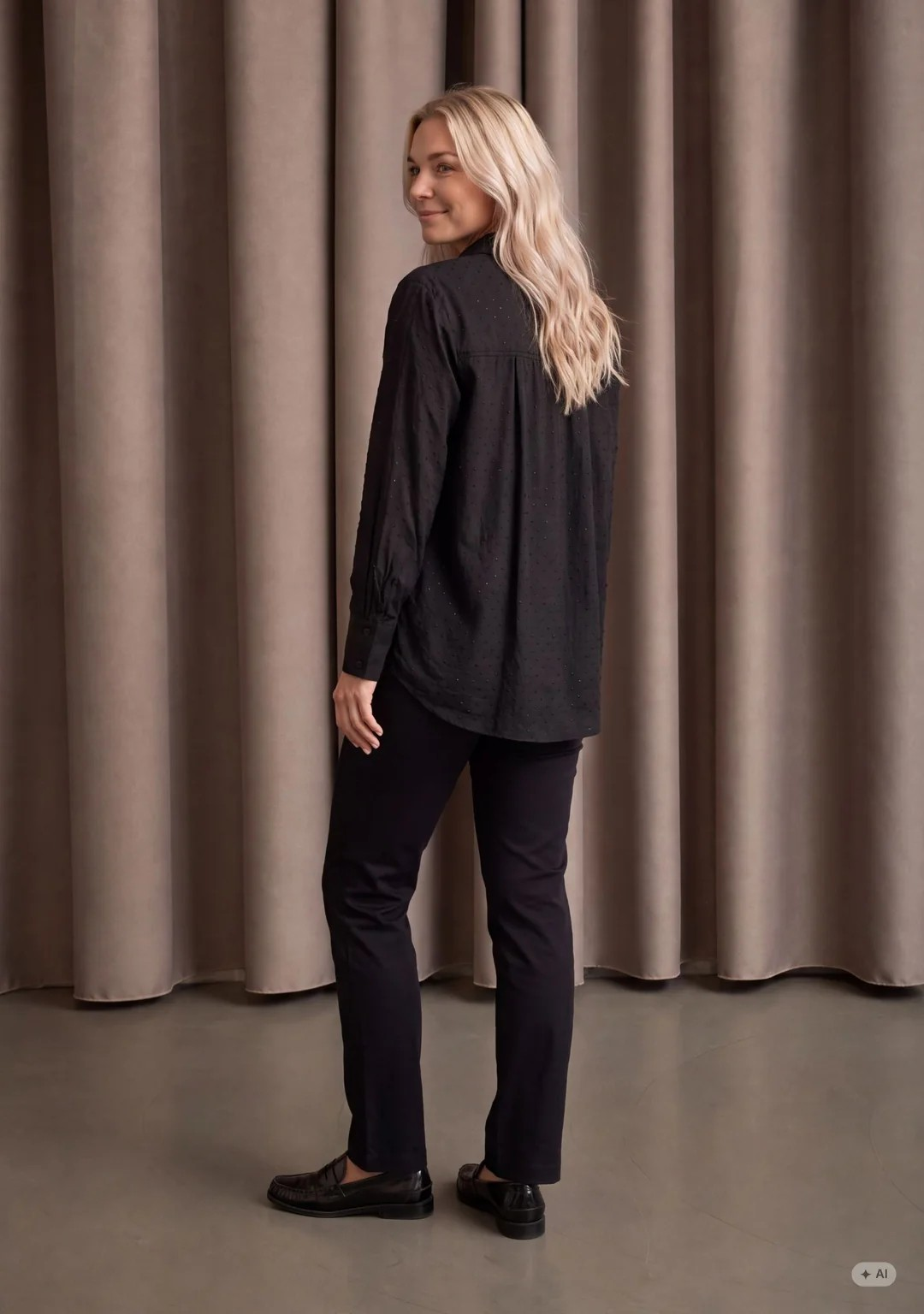 Kate Shirt - Black - Isay - 3