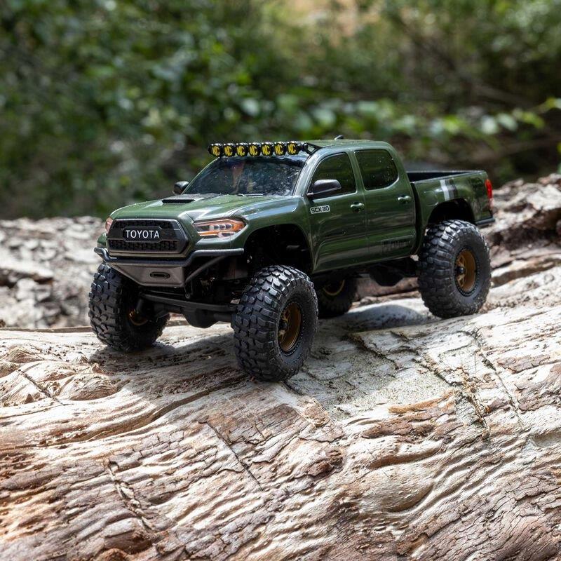 AXIAL 1/30 Axial SCX30 Toyota Tacoma (Battery & Charger Included) Green - 8