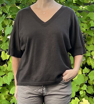 Marta Tröja Inaya Brun