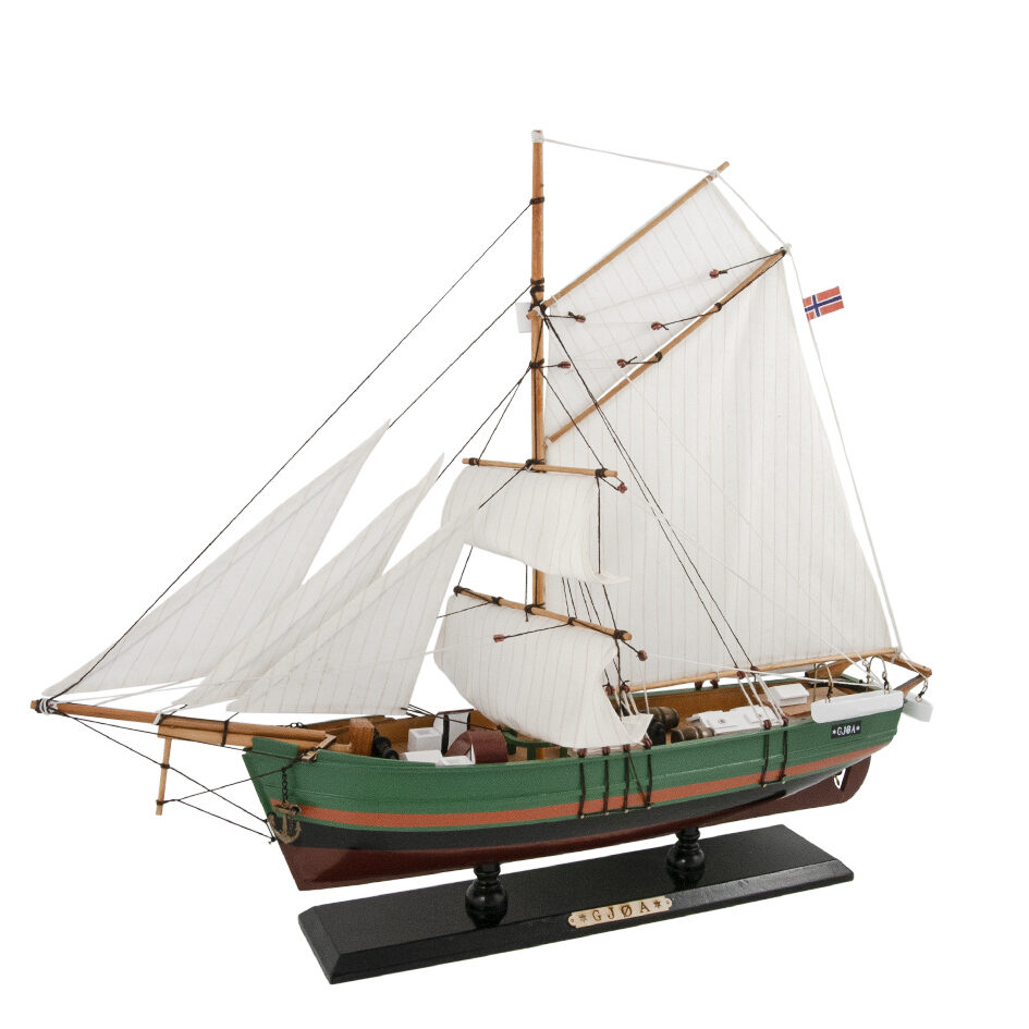 Skeppsmodell - Gjøa, 65 cm