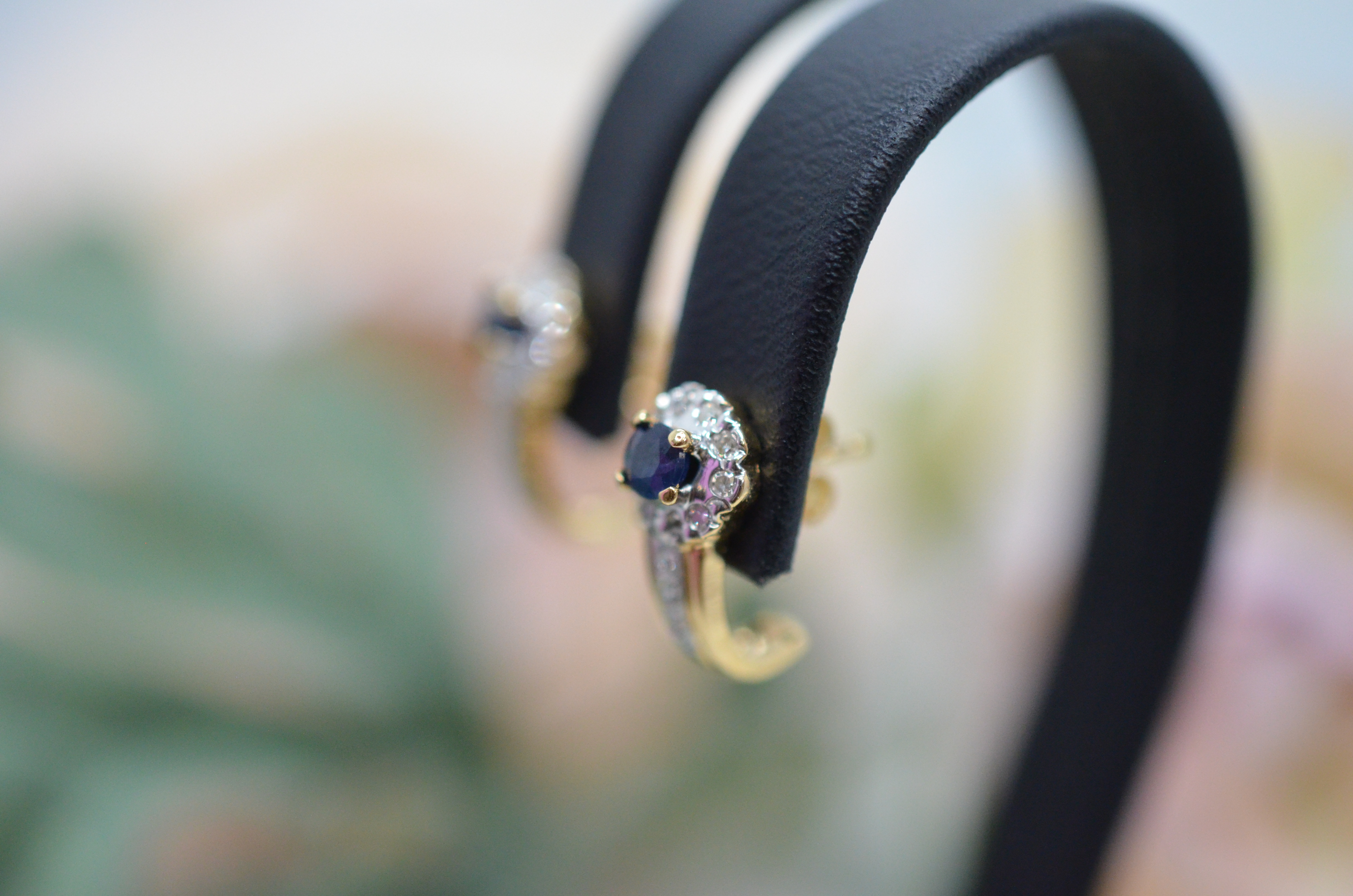 Second Hand 18k örhängen med safir och diamanter - 2