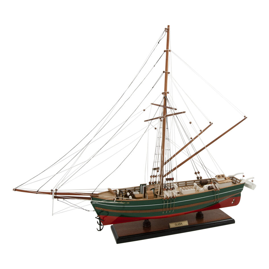 Skeppsmodell - Gjøa, 75 cm