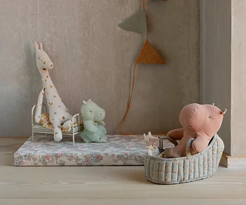 Maileg - Safari friends, Flodhäst med kjol, Liten - Mint
