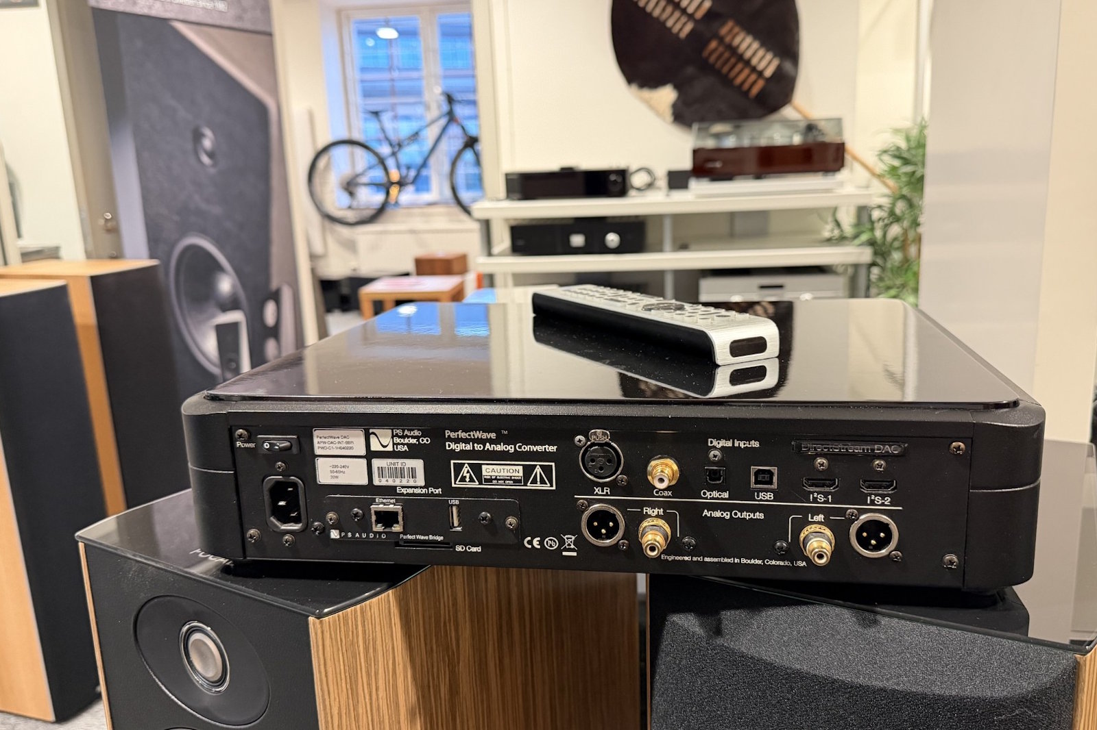 PS Audio PerfectWave DirectStream DAC - Beg - 2