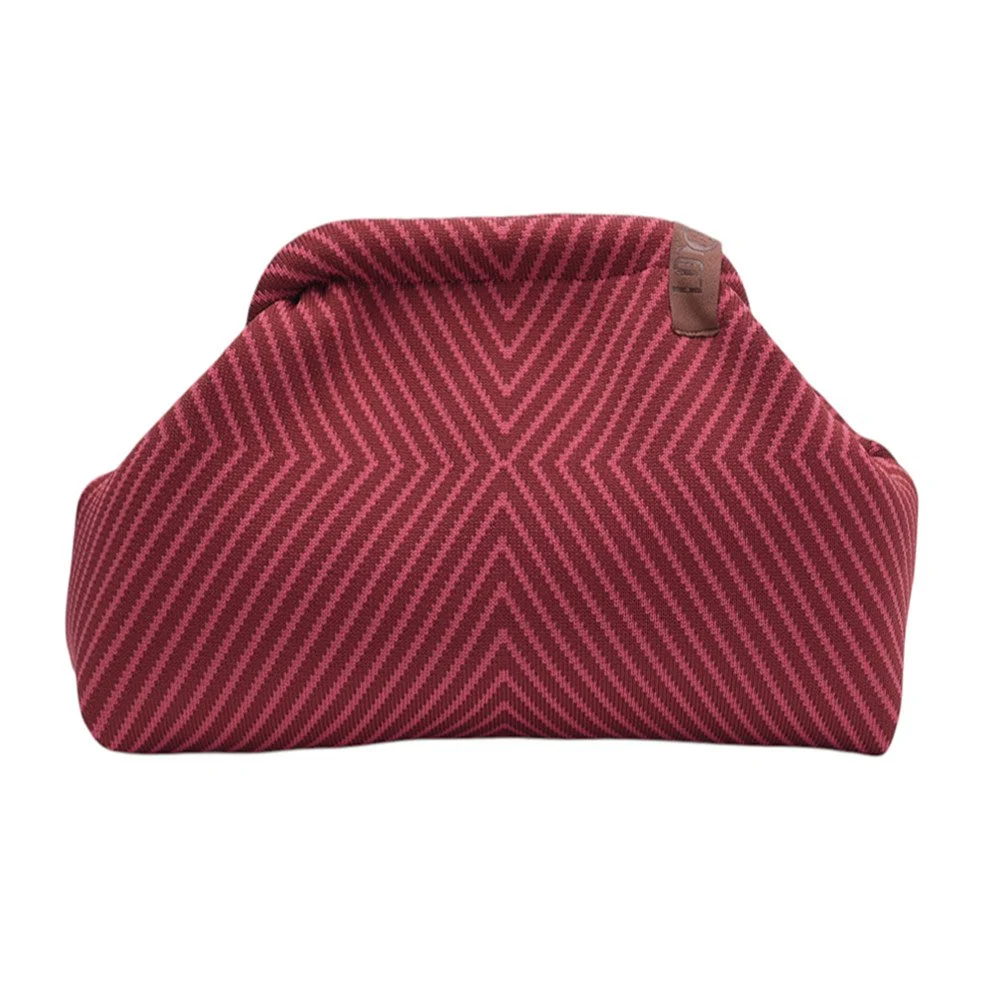 Clutch red