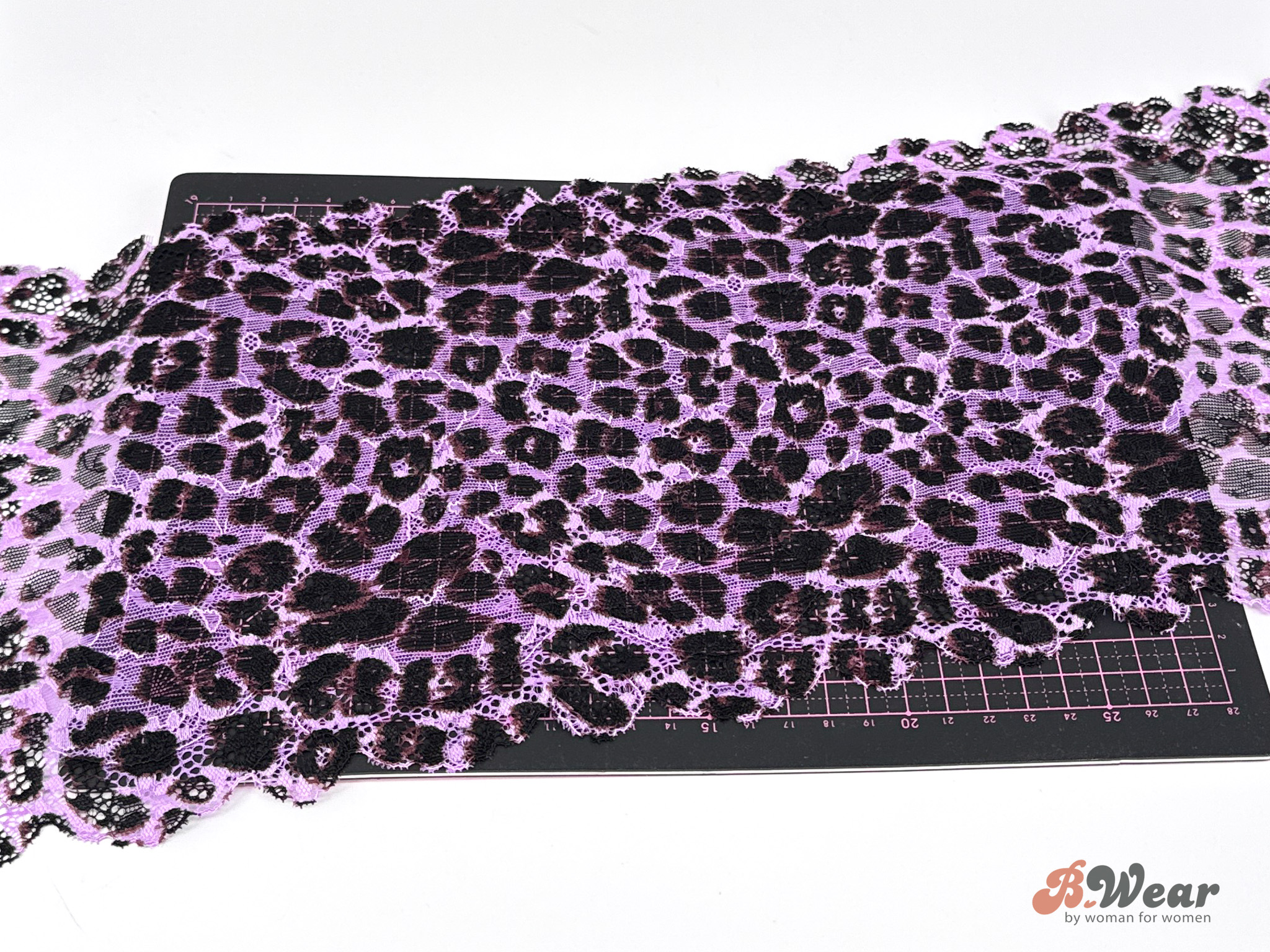 Ljuslila med leopard mönster stretch spets - 20 cm - 2