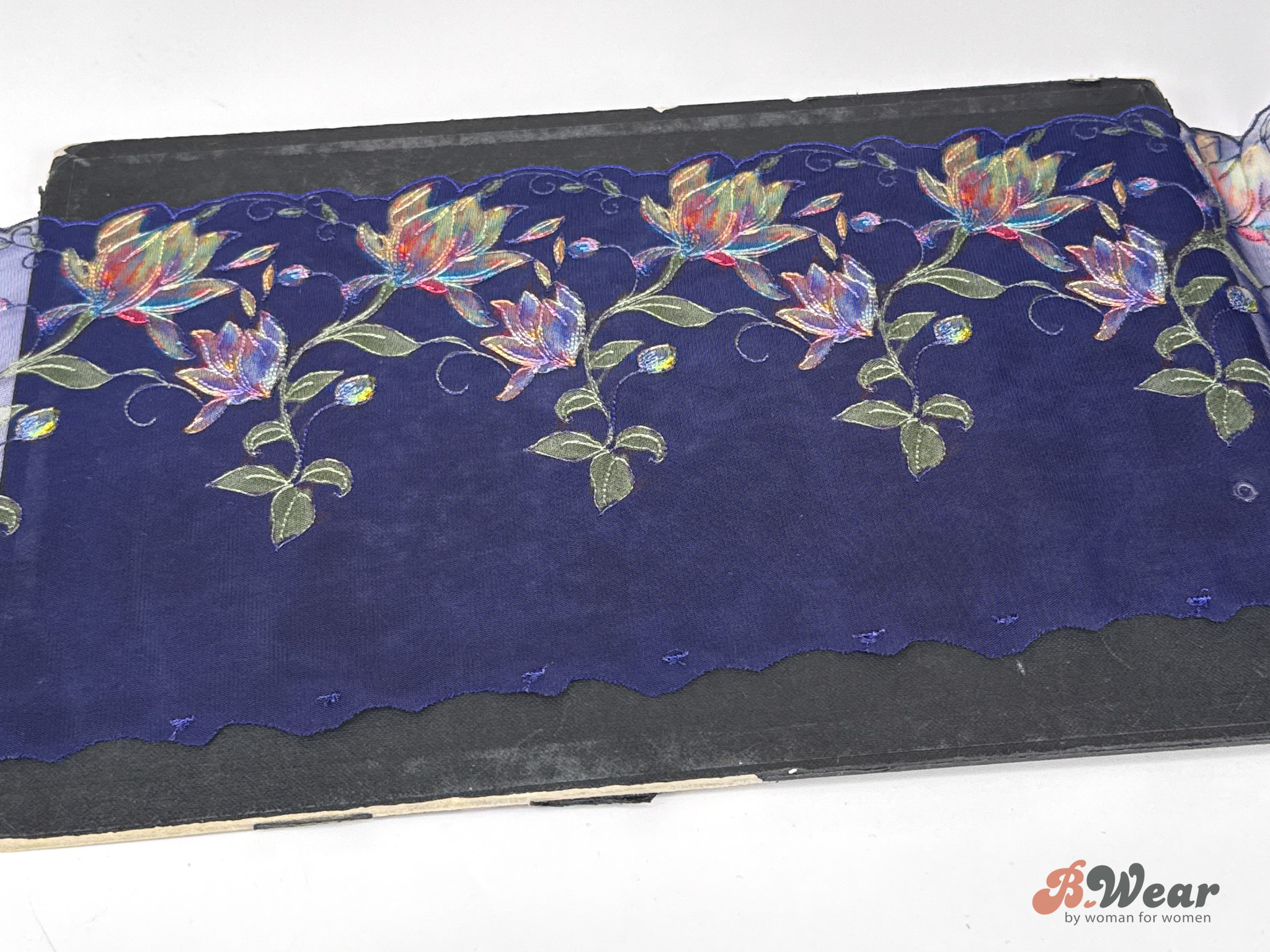 Dark blue lace with colorful flowers - 18 cm - 2