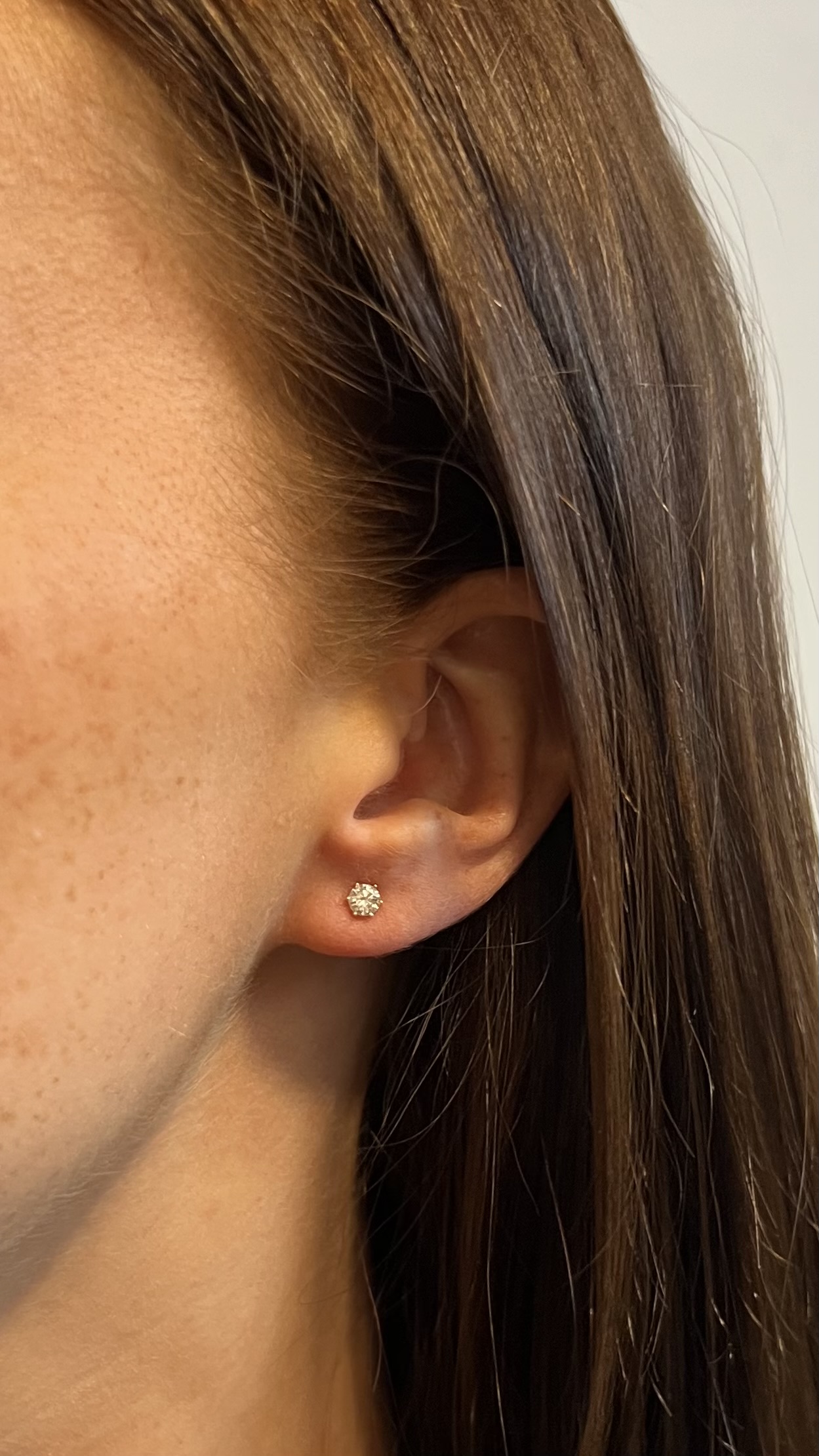 Örhängen syntetisk diamant 0,15 ct guld 18 karat 
